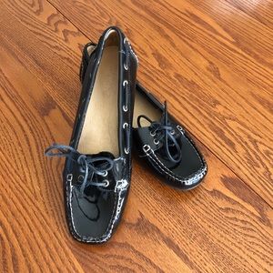 EUC Sperry’s black patent leather